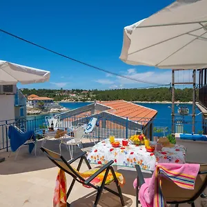 Alex & Ada's Dream House In Fiscardo Holiday home