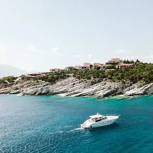 Emelisse Nature Hotell